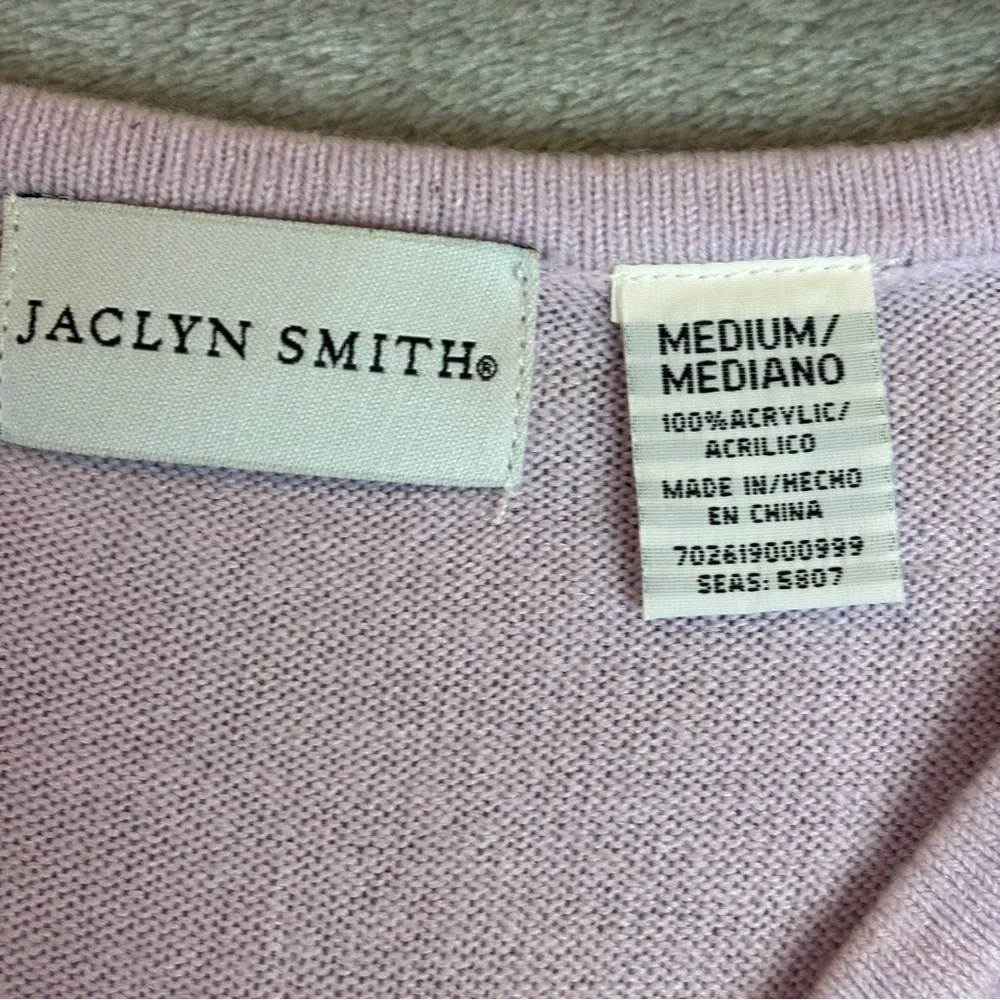 Jaclyn Smith Lavender Beaded V-Neck Sweater Sz M Soft Acrylic Classic Style